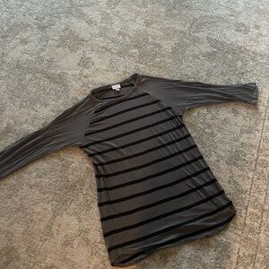 LulaRoe quarter sleeve striped top